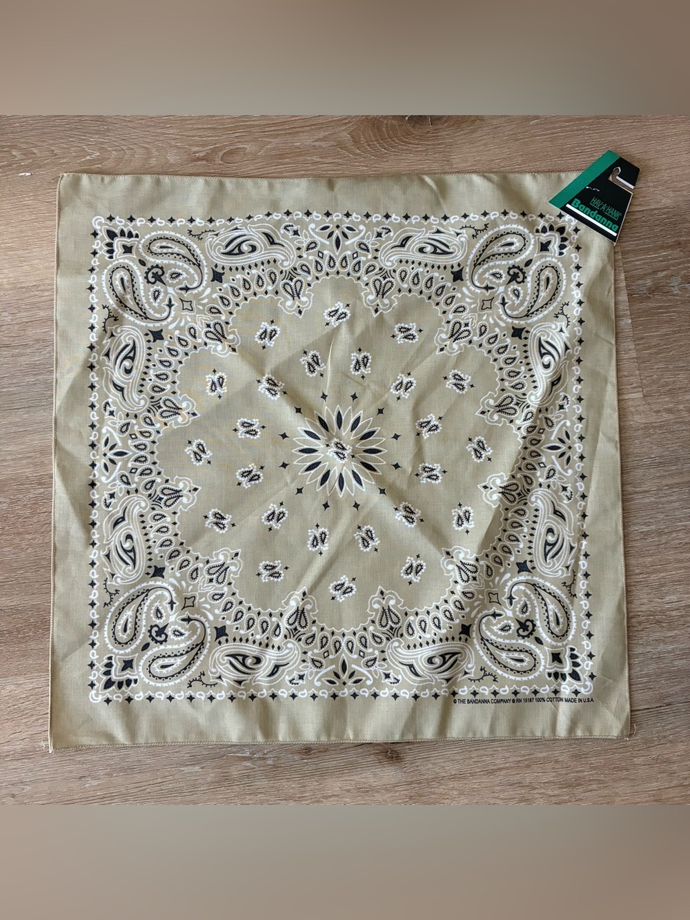 HAV-A-HANK Beige Paisley Bandana 21”x21” New With Tags USA Made Cotton